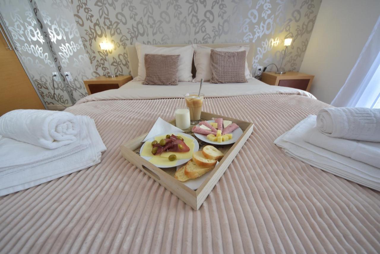 Luznjanin Restoran I Sobe Hotel Josanicka Banja Eksteriør billede